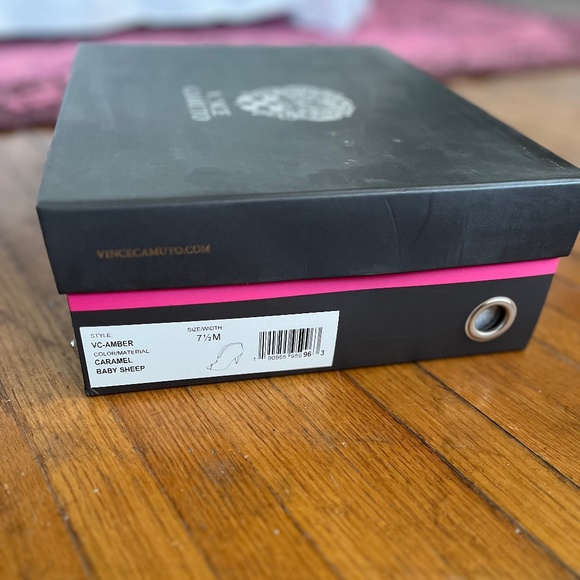 NIB WOMENS LEATHER BOOTIE - Picture 4 of 4